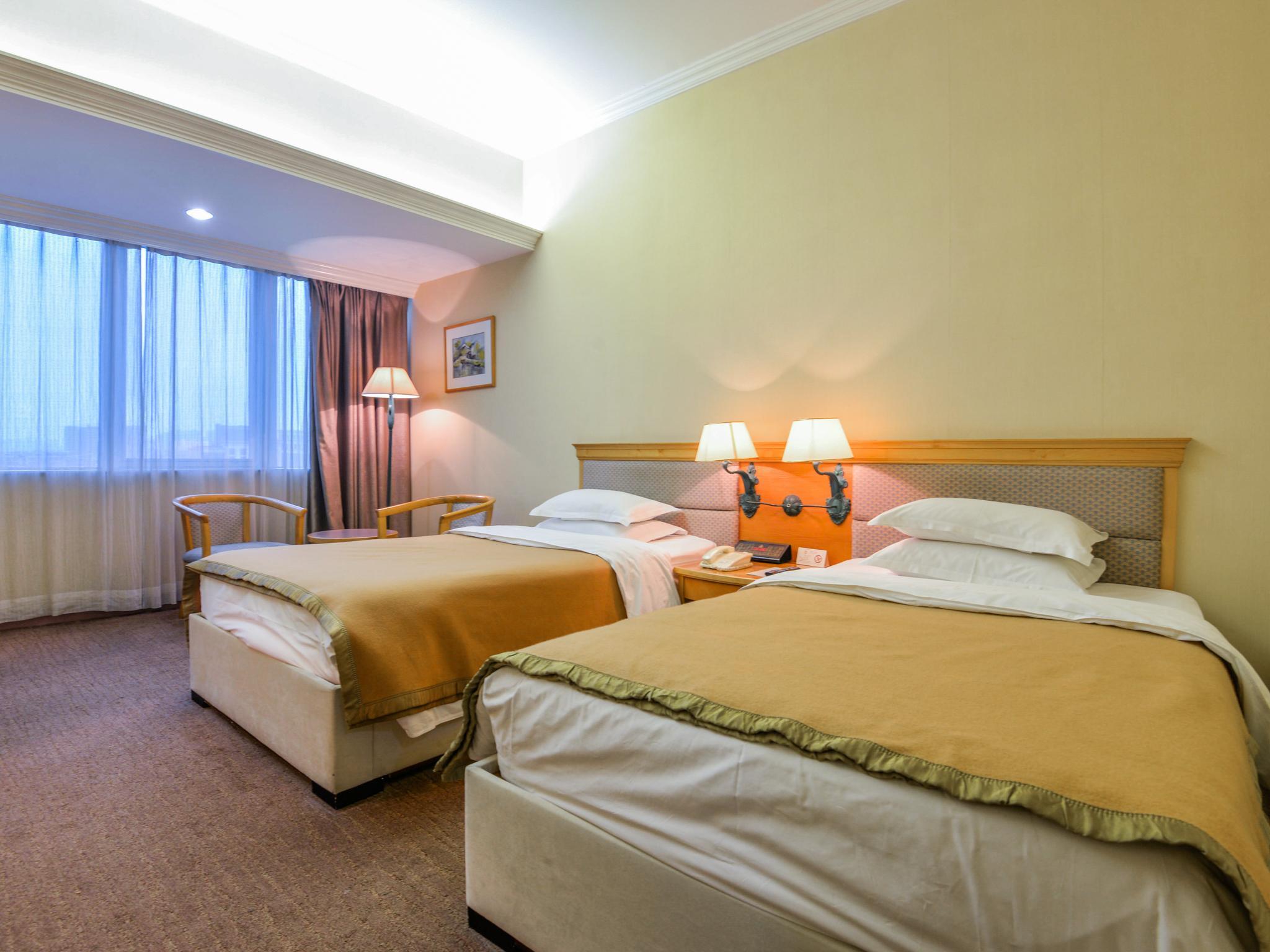 Guangzhou New Century Hotel Buitenkant foto