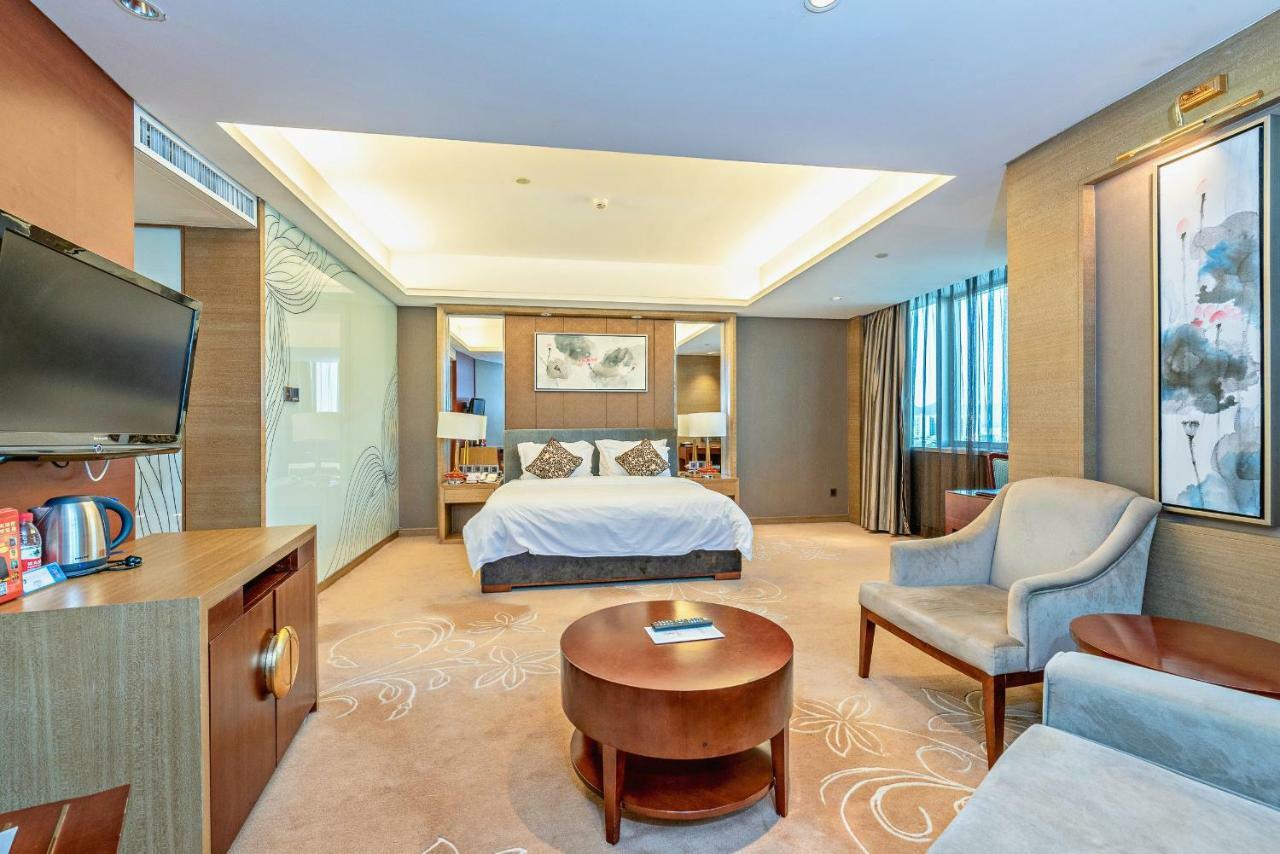 Guangzhou New Century Hotel Buitenkant foto