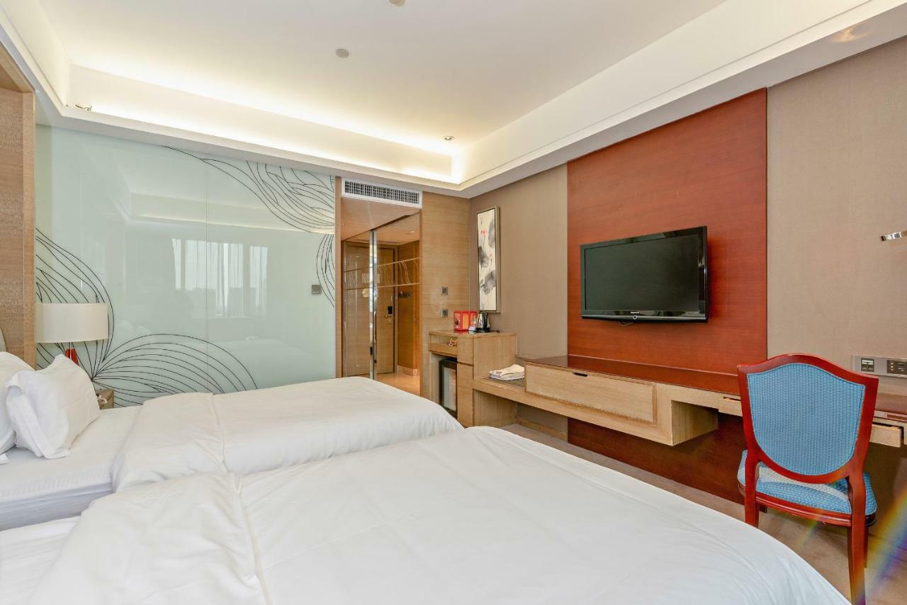 Guangzhou New Century Hotel Buitenkant foto